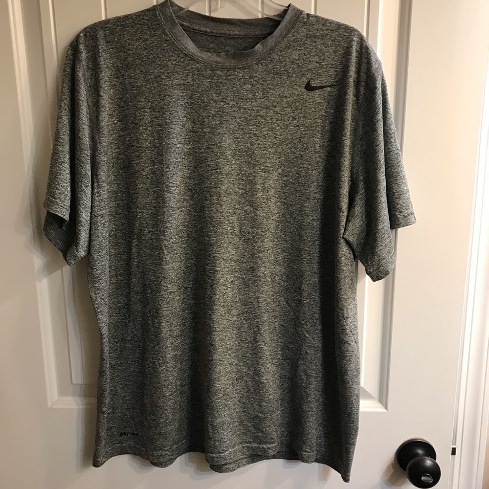 👟NIKE DRI FIT Short Dleeve